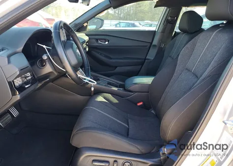 2023 Honda Accord Hybrid Sport z USA, uszkodzony, nr VIN 1HGCY2F55PA050354